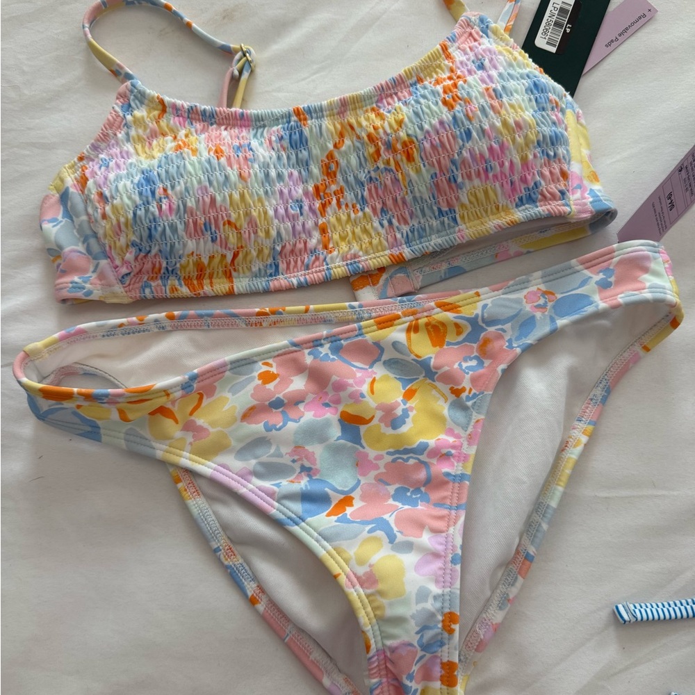 Shade & shore two piece
